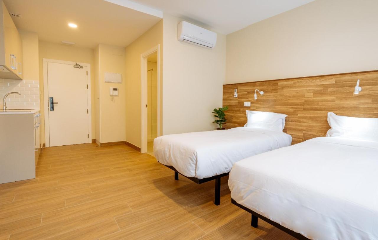 אלקאלה דה הנארס Apartahotel Golden Alcala מראה חיצוני תמונה