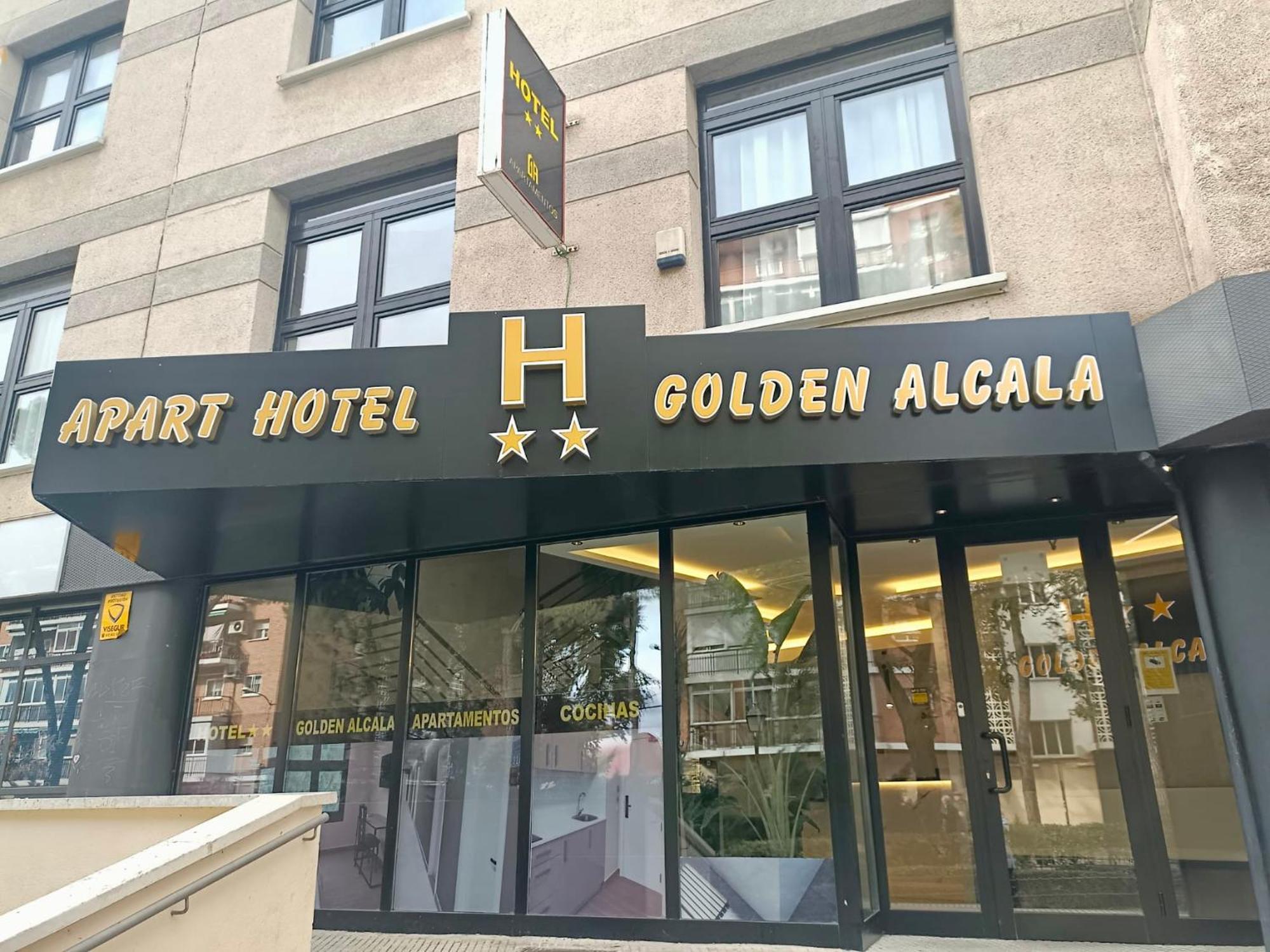 אלקאלה דה הנארס Apartahotel Golden Alcala מראה חיצוני תמונה