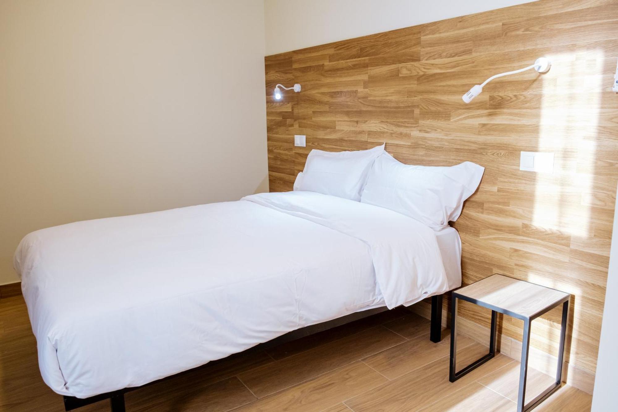 אלקאלה דה הנארס Apartahotel Golden Alcala מראה חיצוני תמונה